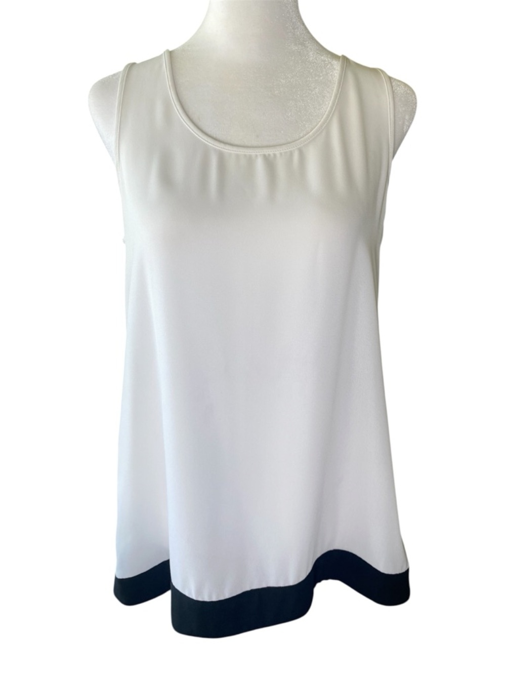 Set of 3 Open Back, Flowy, Feminine, Coquette Tank Tops, Soft Pink, Red, White S - Picture 9 of 14